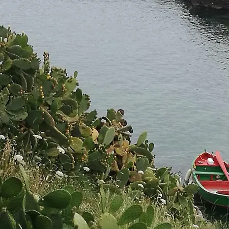 Lägenhet Isolaazzurra *